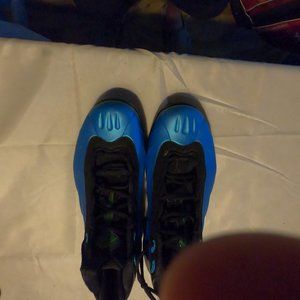 Size 9.5 - Nike Total Air Foamposite Max Tim 472498-400